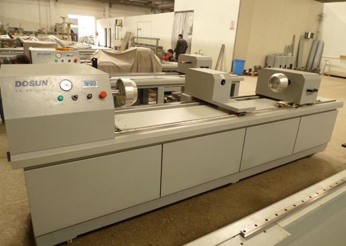 Kecepatan tinggi Biru UV Rotary Laser Engraver Tekstil Engraving Machine 640mm 820mm914mm 1018mm 1