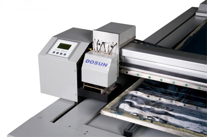 Komputer Untuk Layar Rata Engraving Machine Dengan Internet Kecepatan Inkjet Kepala 5600mm × 3400mm Layar 3